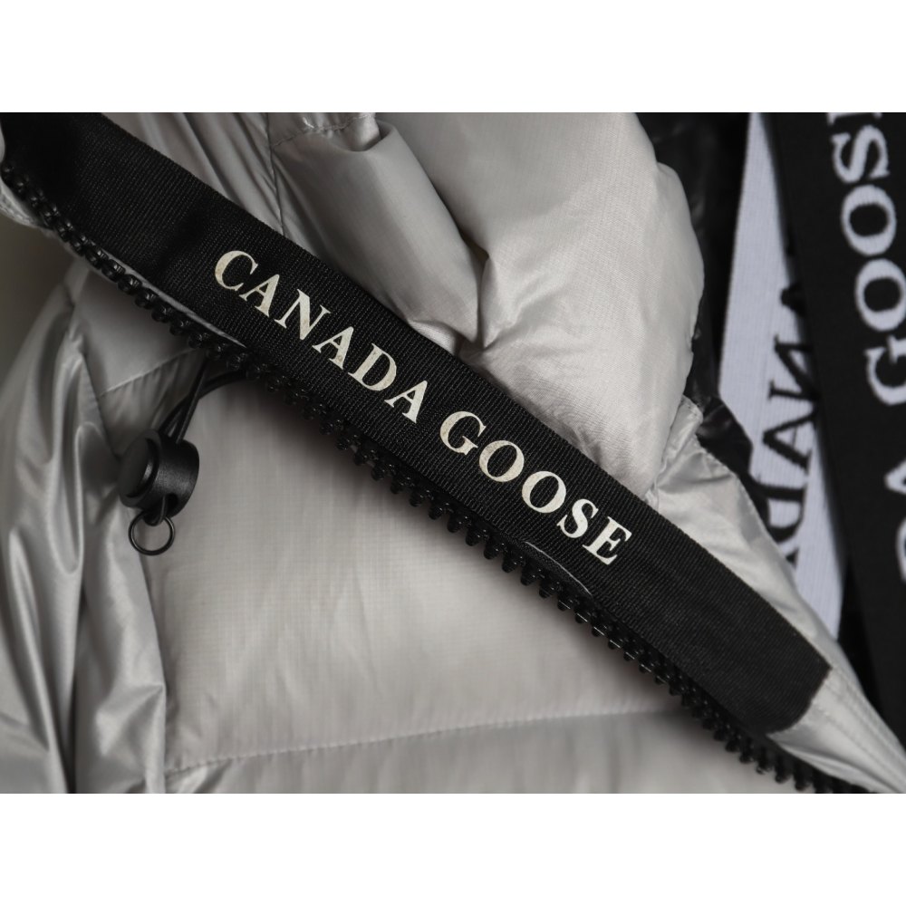 DDkicks Cana* Goose Silver gray  Crofton Puffer