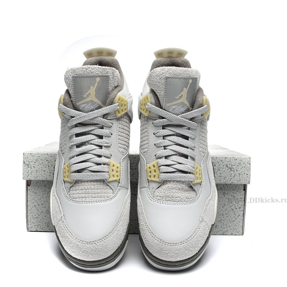 DD Jordan 4 Retro SE Craft Photon Dust