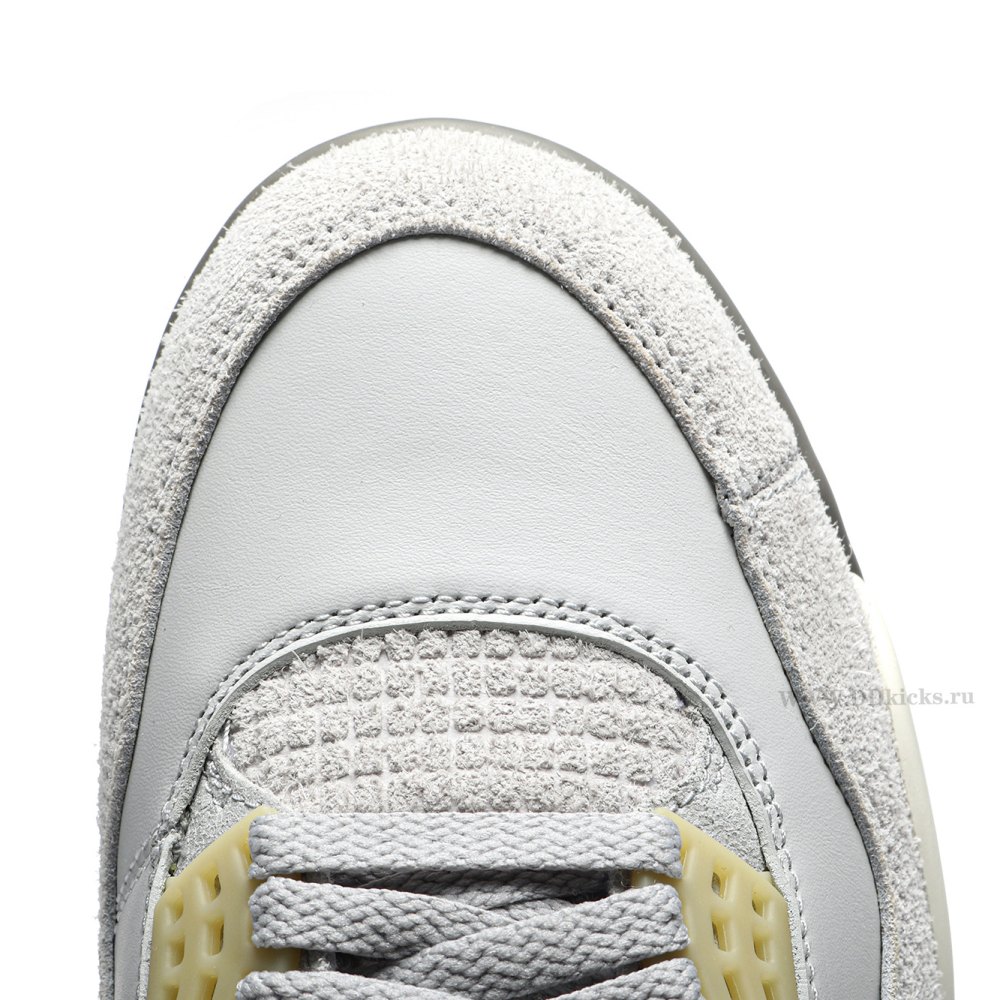 DD Jordan 4 Retro SE Craft Photon Dust