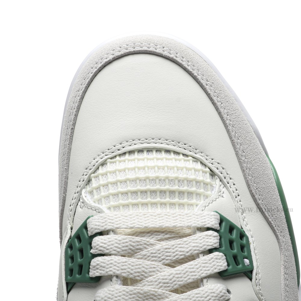DD Jordan 4 Retro SB Pine Green