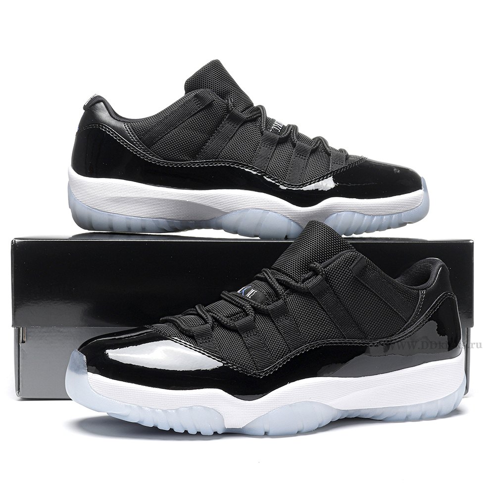 DD Jordan 11 Retro Low Midnight Navy (2024)