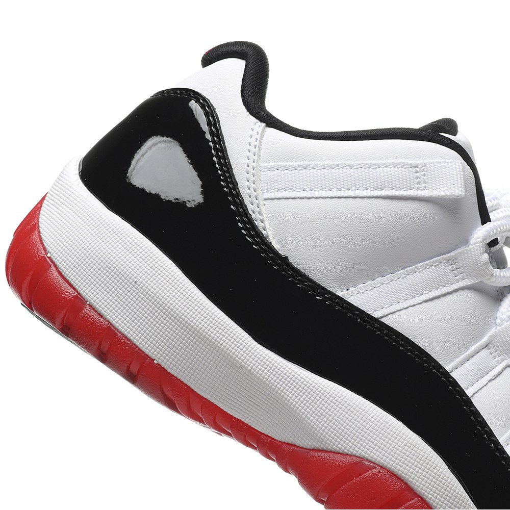 DD Jordan 11 Retro Low Concord Bred