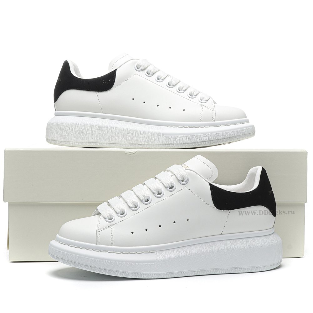 DD A1EX*DER M*QUEEN Oversized White Black (women's)