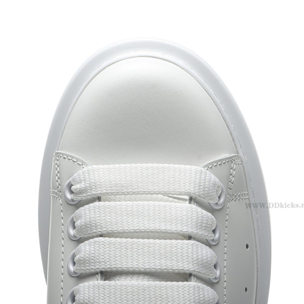 DD A1EX*DER M*QUEEN Oversized White Dream Blue (women's)