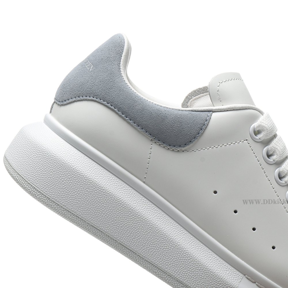 DD A1EX*DER M*QUEEN Oversized White Dream Blue (women's)