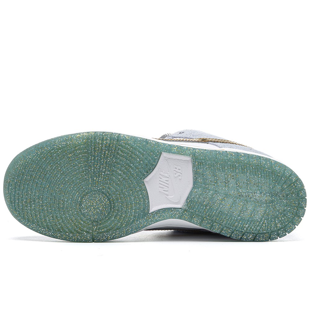 DD Nike SB Dunk Low Sean Cliver