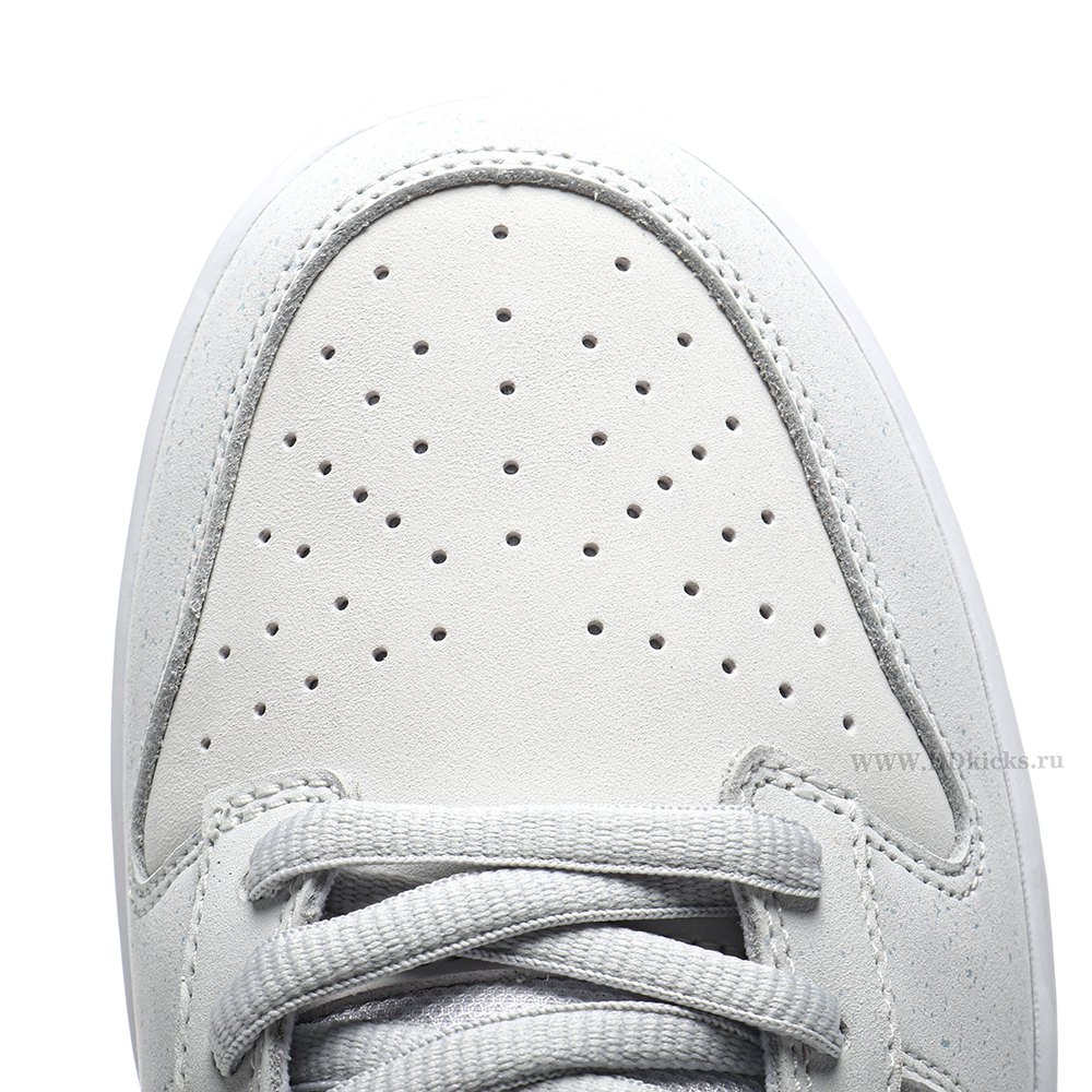 DD Nike SB Dunk Low White Lobster