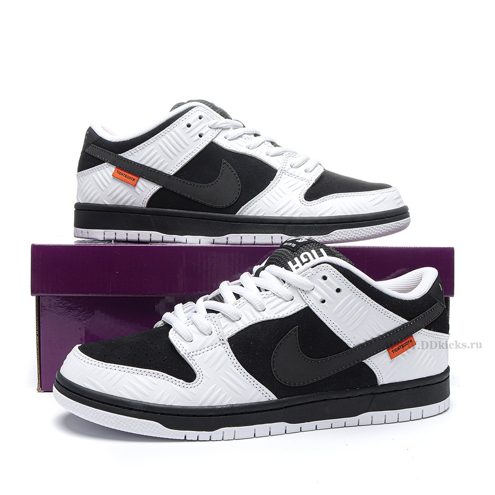 DD Nike SB Dunk Low TIGHTBOOTH