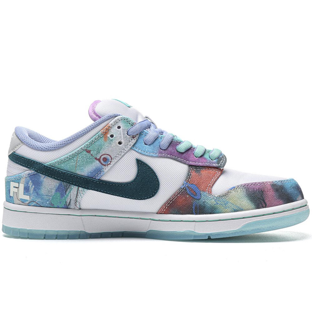 DD Nike SB Dunk Low Futura Laboratories Bleached Aqua