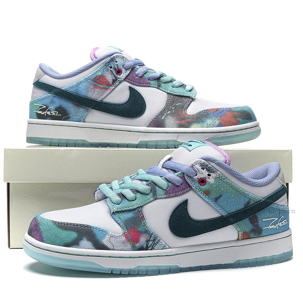 DD Nike SB Dunk Low Futura Laboratories Bleached Aqua