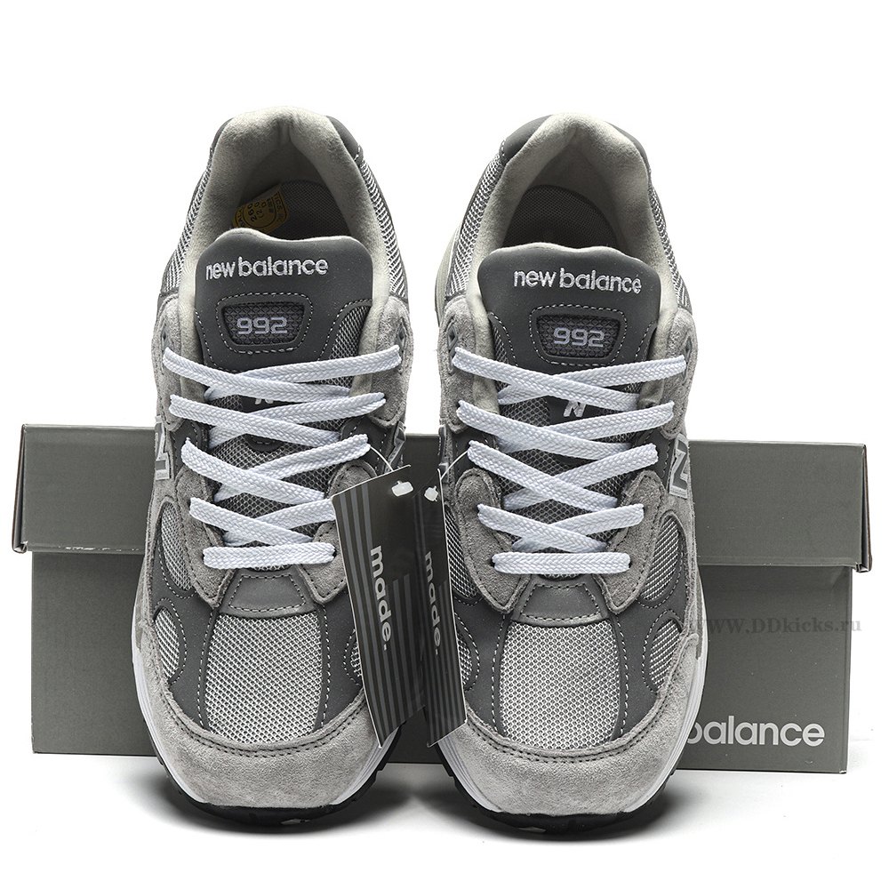 DD New Balance 992 Grey