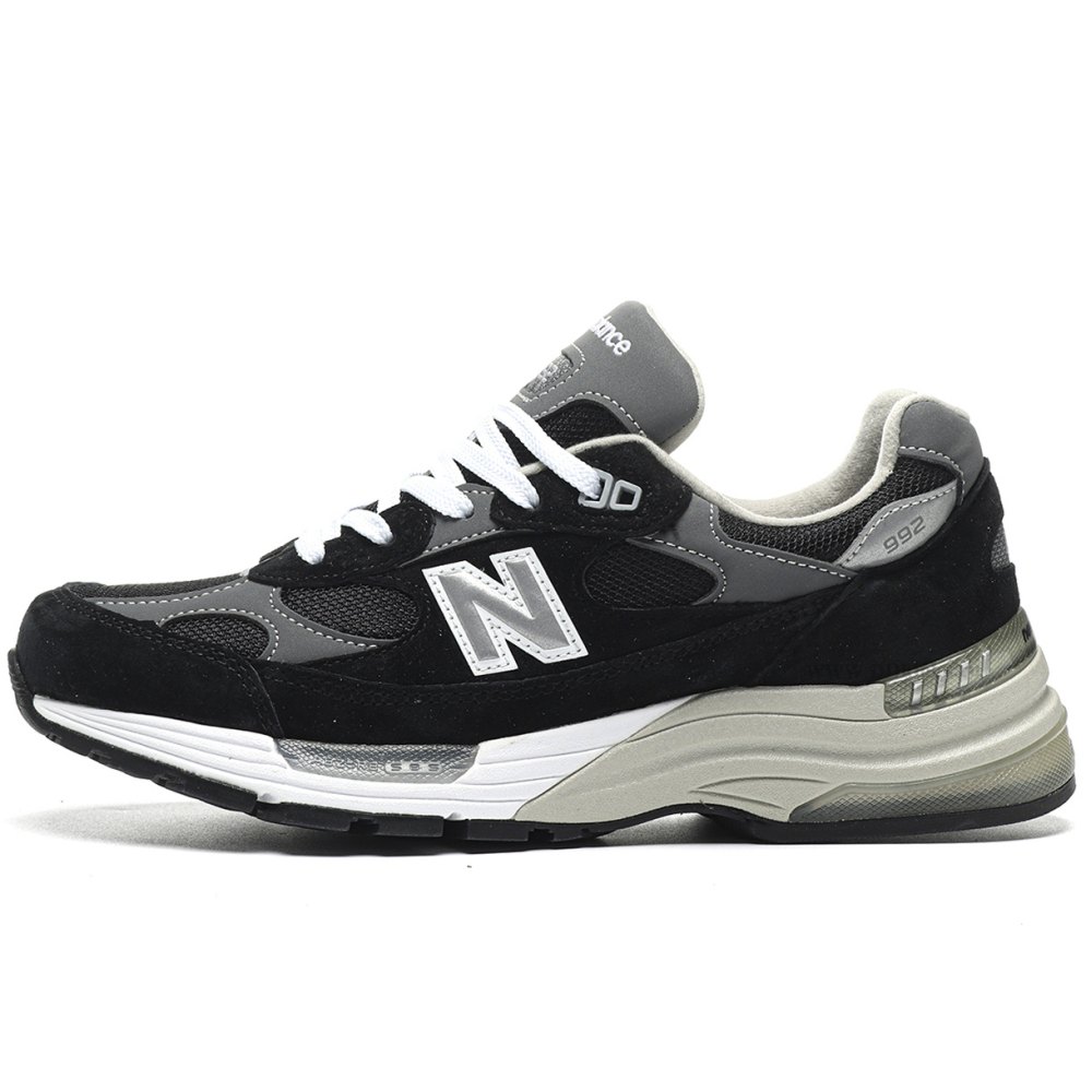 DD New Balance 992 Black Grey Suede
