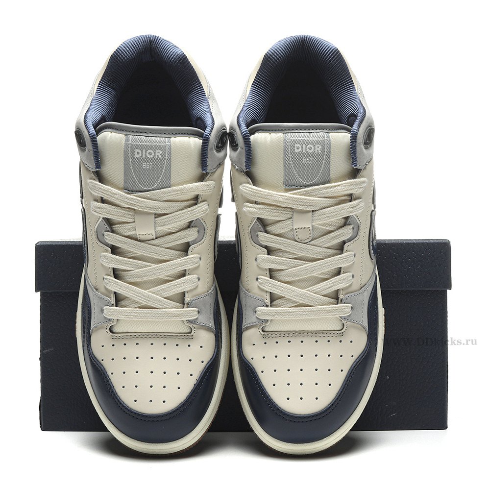 DD D10R B57 Mid Oblique Blue White