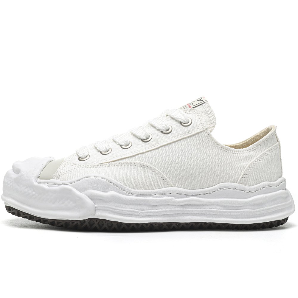 dd Ma*s*n mihara yasuhiro peterson og sole canvas low white