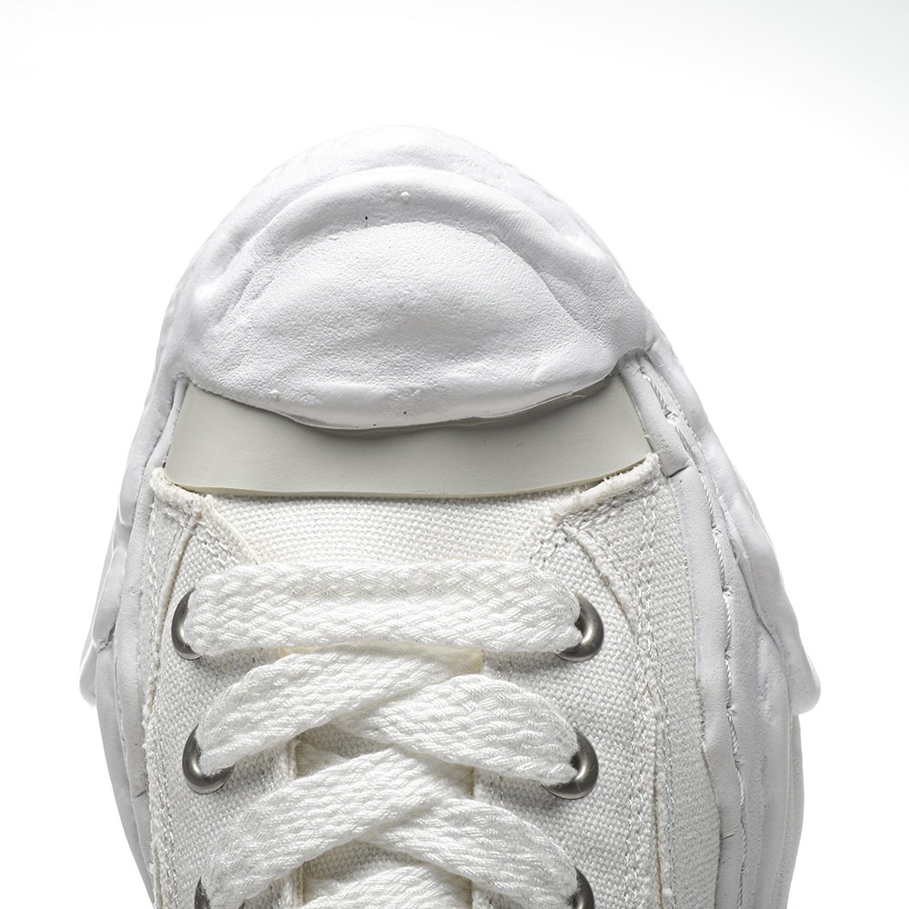 dd Ma*s*n mihara yasuhiro peterson og sole canvas low white