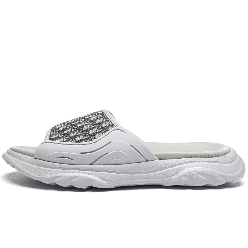 DD D10R H-Town Oblique Grey Sandal