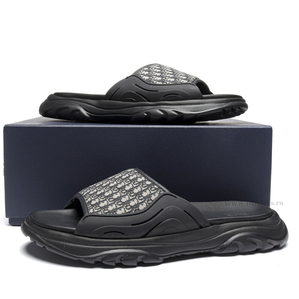 DD  D10R H-Town Oblique Black Sandal