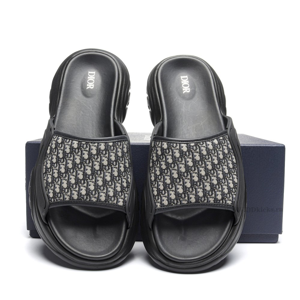 DD  D10R H-Town Oblique Black Sandal