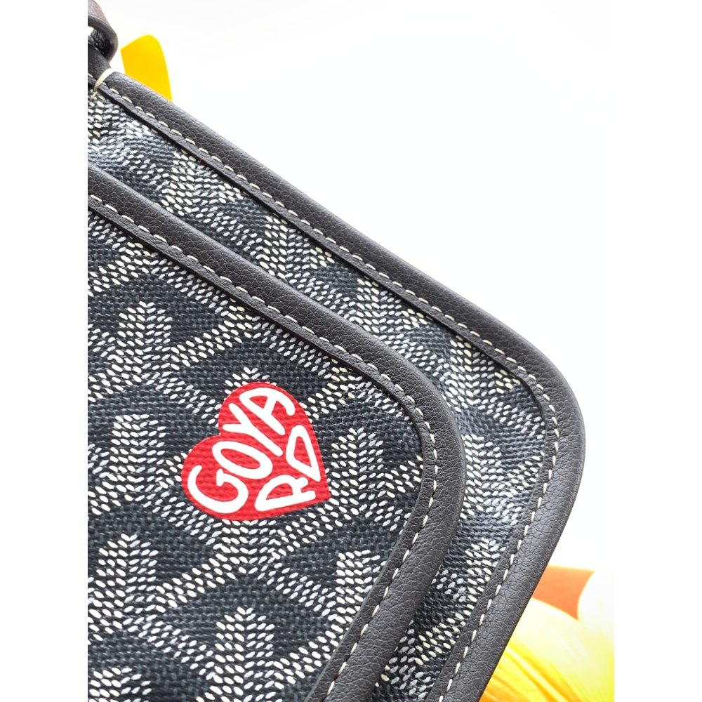 DD G0yard Plumet Pocket Walle Grey 14cm*2.5*cm*20.5cm