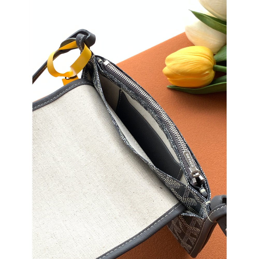 DD G0yard Plumet Pocket Walle Grey 14cm*2.5*cm*20.5cm