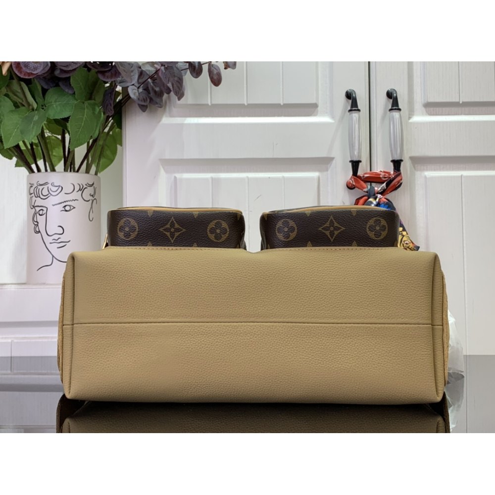 DD L0*1S VU1TT0N  Hobo Cargo  M12697