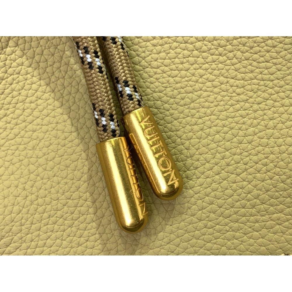 DD L0*1S VU1TT0N  Hobo Cargo  M12697