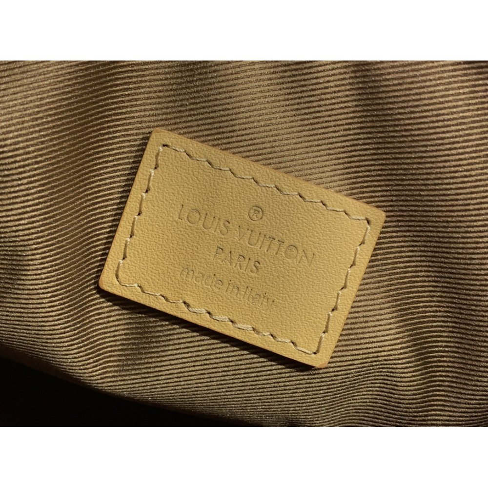 DD L0*1S VU1TT0N  Hobo Cargo  M12697