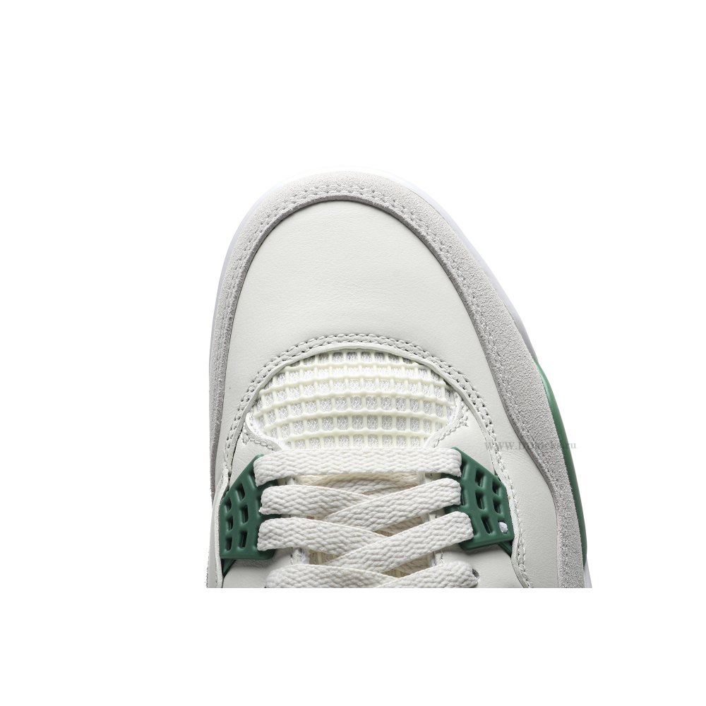 Size 14  Jordan 4 Retro SB Pine Green